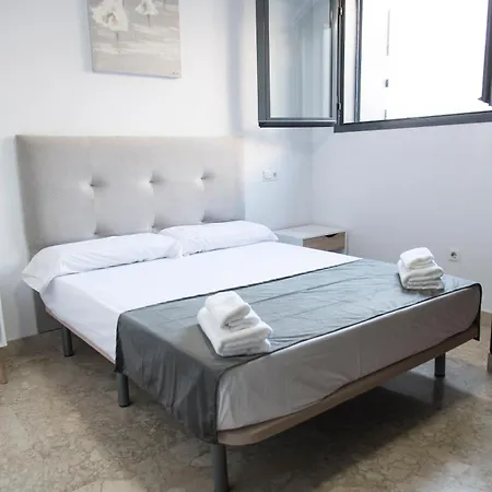 Nightinsevilla Teodosio Free Parking Exterior photo