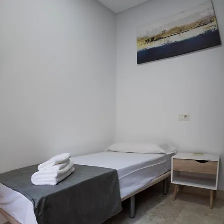 Nightinsevilla Teodosio Free Parking Exterior photo