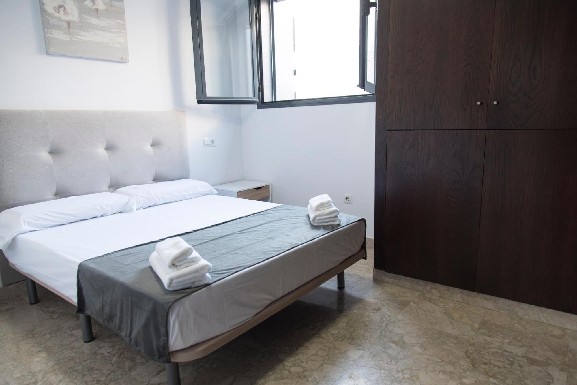 Nightinsevilla Teodosio Free Parking Appartement *
